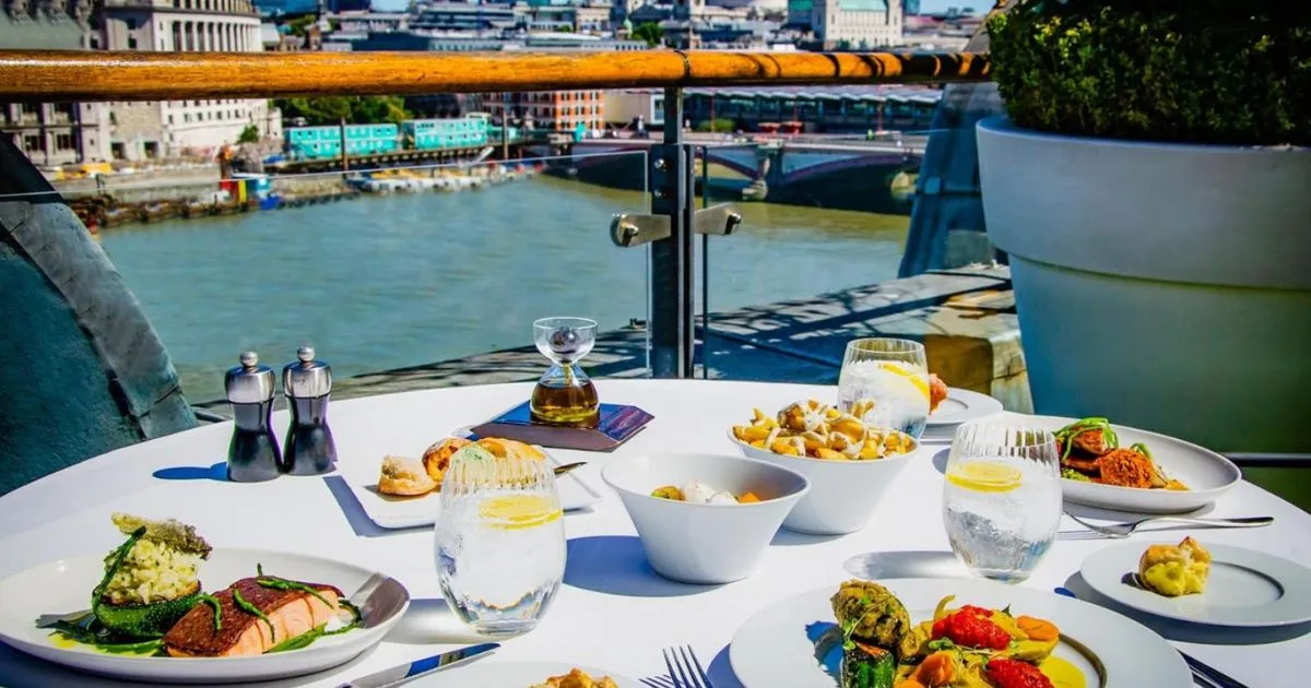 Iconic London Food and Drink Experiences