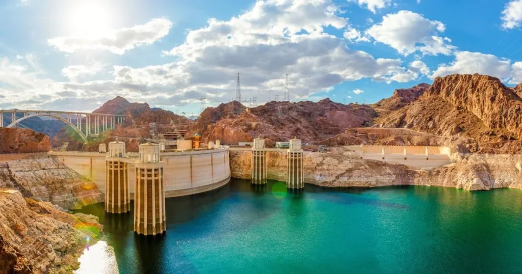 Hoover Dam Travel Guide History Views and Tips