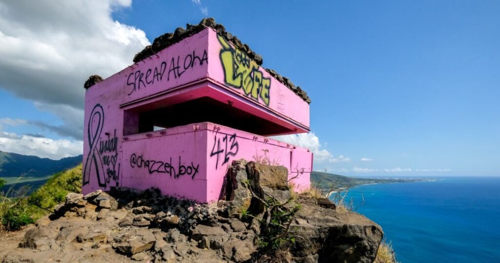 Pink Pillbox Hike Oahu Guide Where To Stay Tips